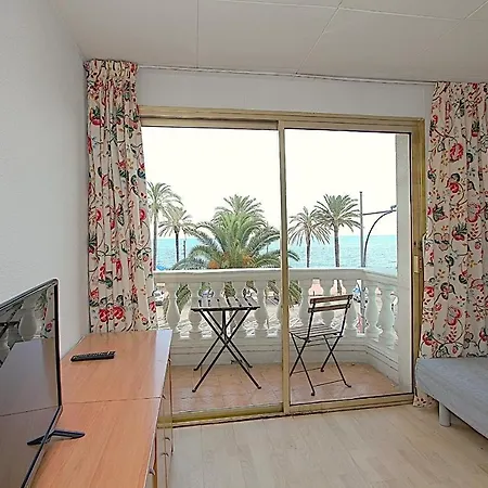 Nautic Apartament *